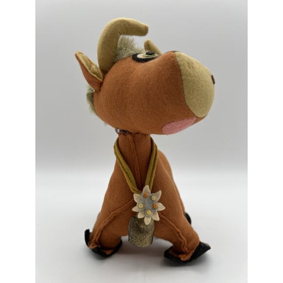 Vintage Peck and Peck Mohair Cow Stuffed Animal Plushie 7.5” Made in Italy - Picture 6 of 16